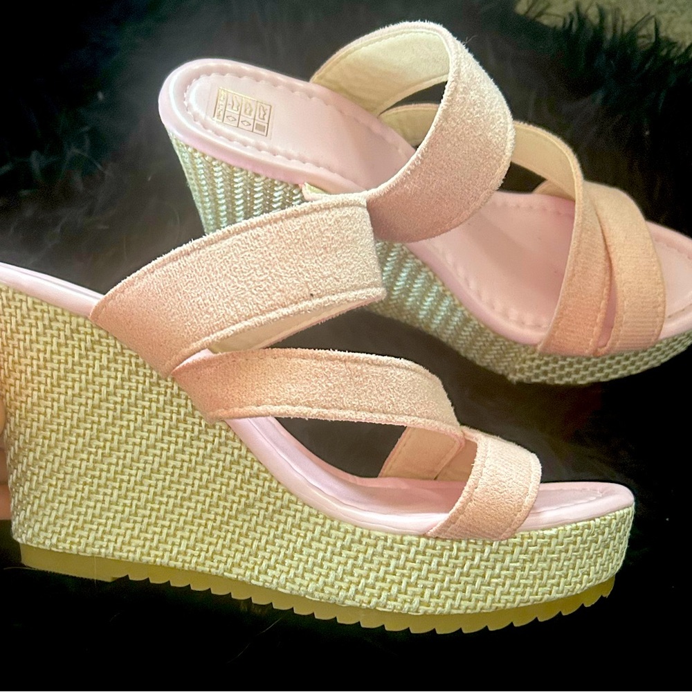 Elegant Pink Wedge Sandals